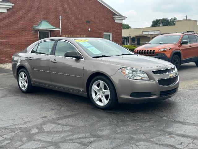 Thumbnail image of 2010 Chevrolet Malibu at AC&C Vandalia