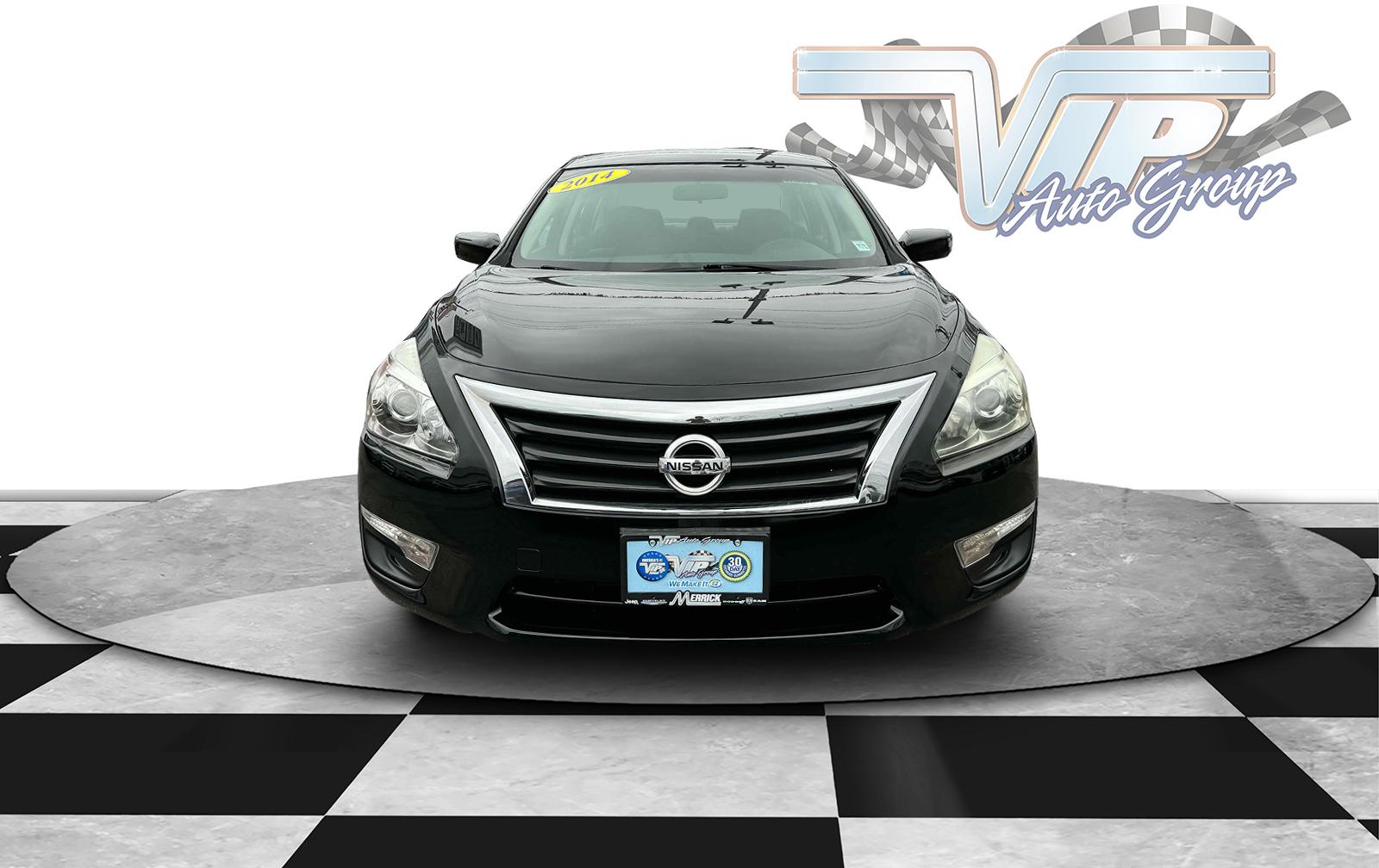 Thumbnail image of 2014 Nissan Altima at Merrick Jeep Chrysler Dodge Ram