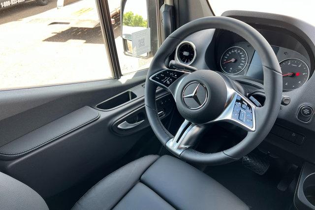 Thumbnail image of 2025 Mercedes-Benz Sprinter at MercedesBenzOfStGeorge NEW