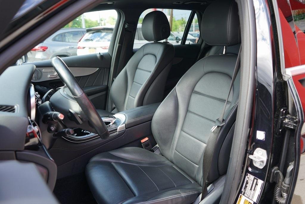 Thumbnail image of 2019 Mercedes-Benz GLC at Auto Expo Store