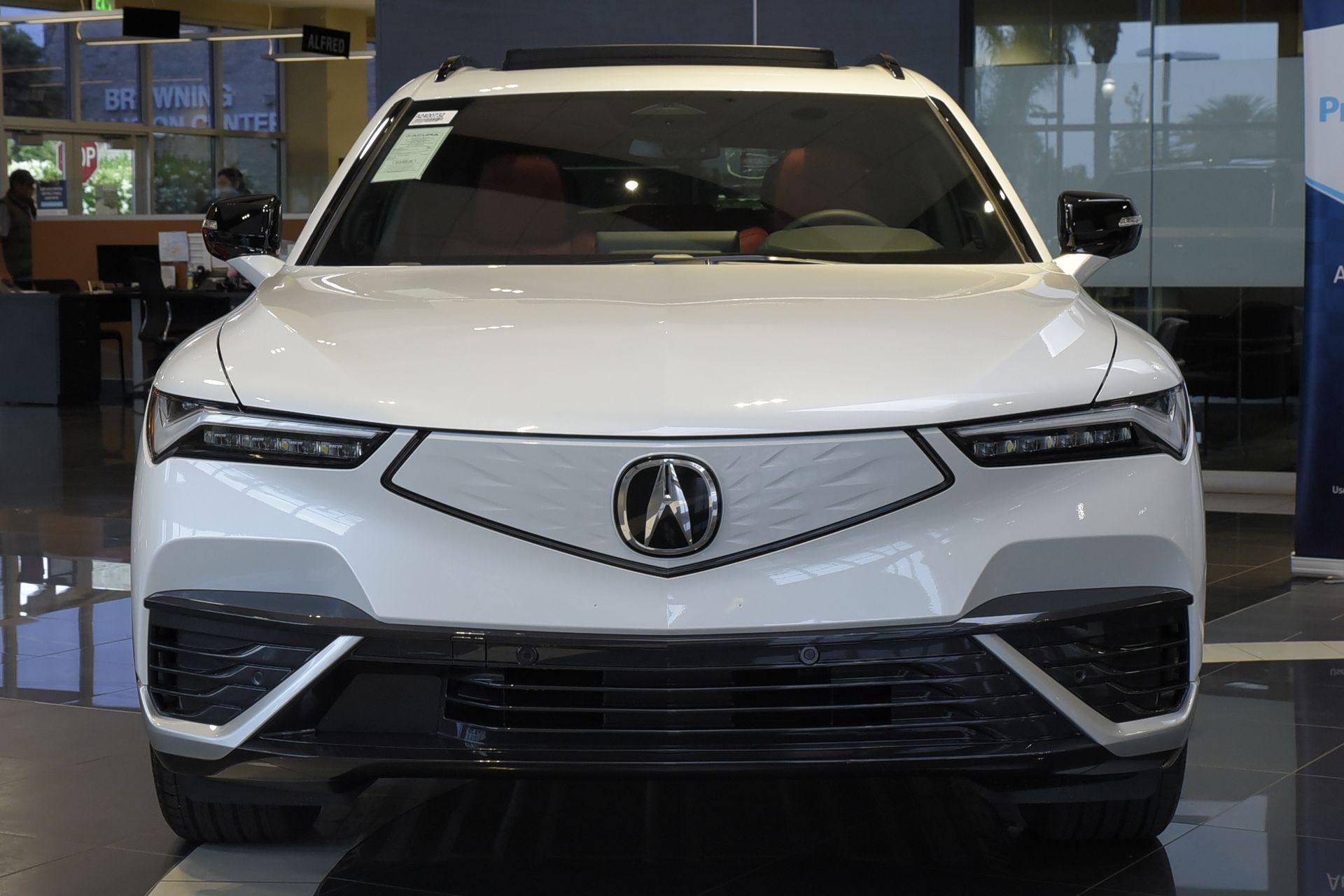 Thumbnail image of 2024 Acura ZDX at Cerritos Acura