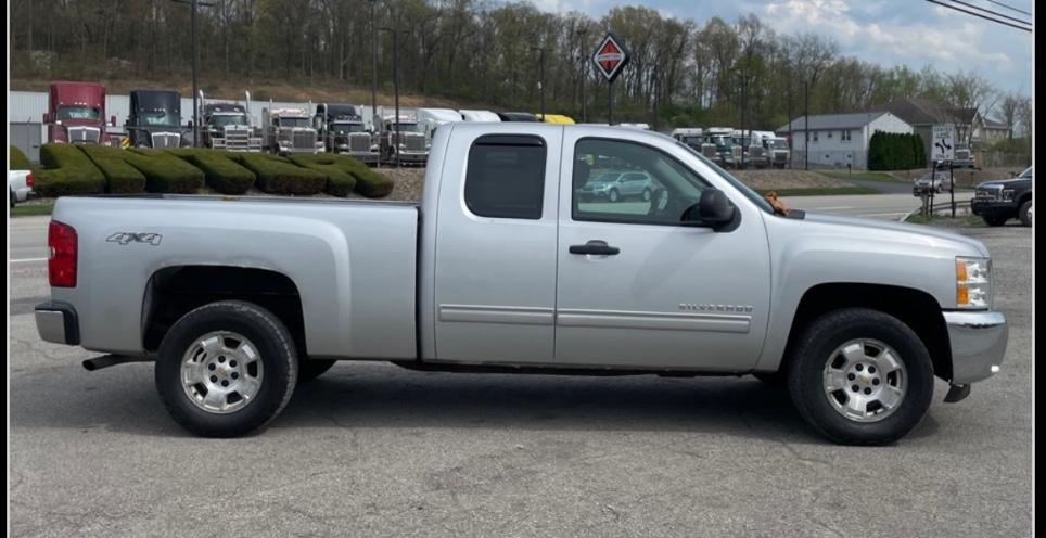 Thumbnail image of 2012 Chevrolet Silverado 1500 at Caruzin Autohub