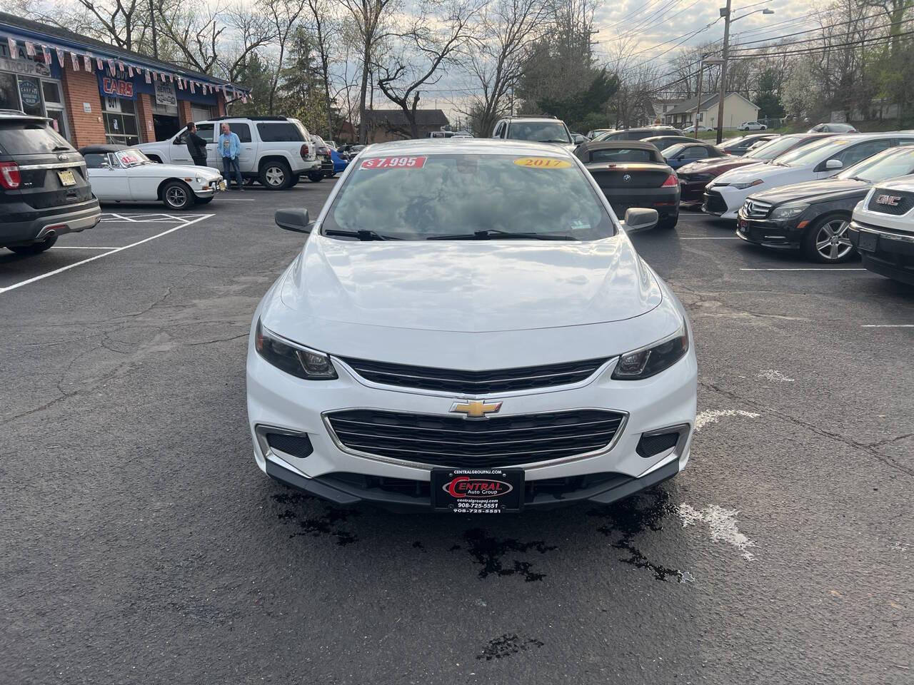 Thumbnail image of 2017 Chevrolet Malibu at Central Auto Group