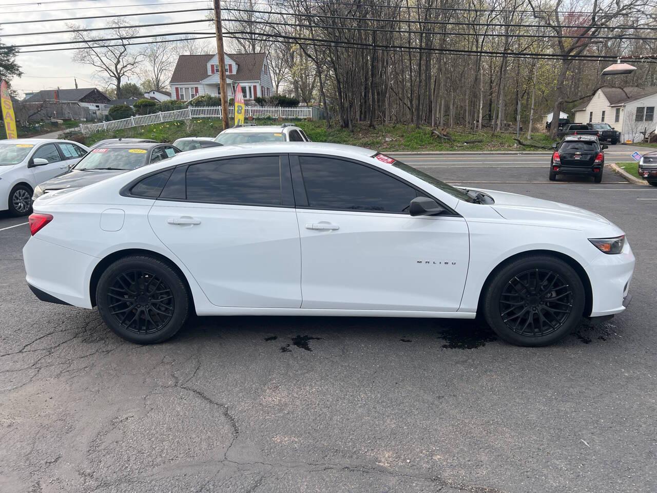 Thumbnail image of 2017 Chevrolet Malibu at Central Auto Group