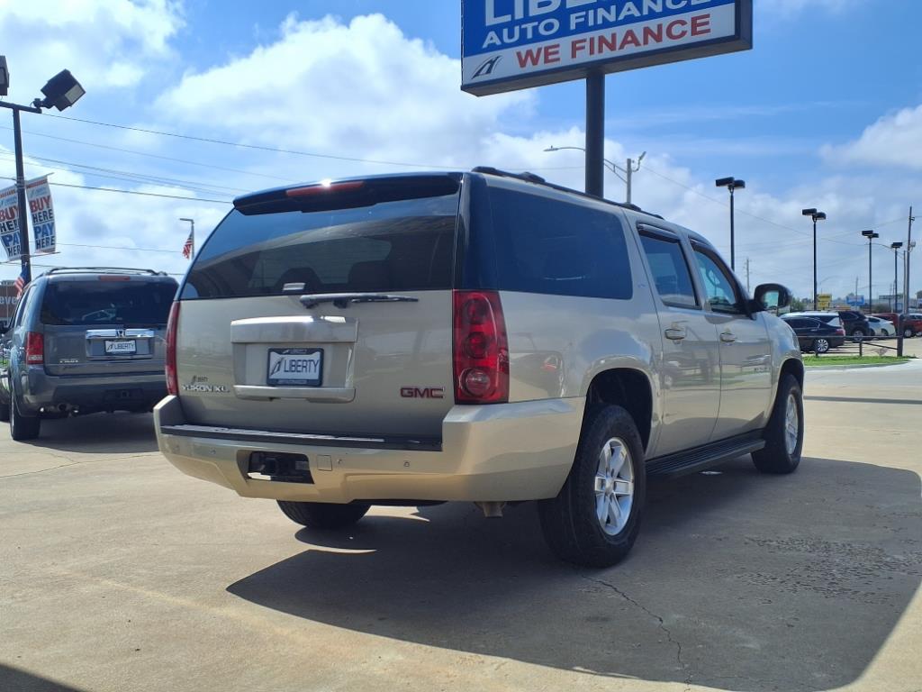 Thumbnail image of 2007 GMC Yukon XL at Liberty Auto Finance
