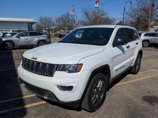 Thumbnail image of 2019 Jeep Grand Cherokee at LaFontaine Volkswagen Mazda of Livonia