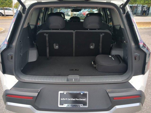 Thumbnail image of 2024 Kia EV9 at Jenkins Kia NEW
