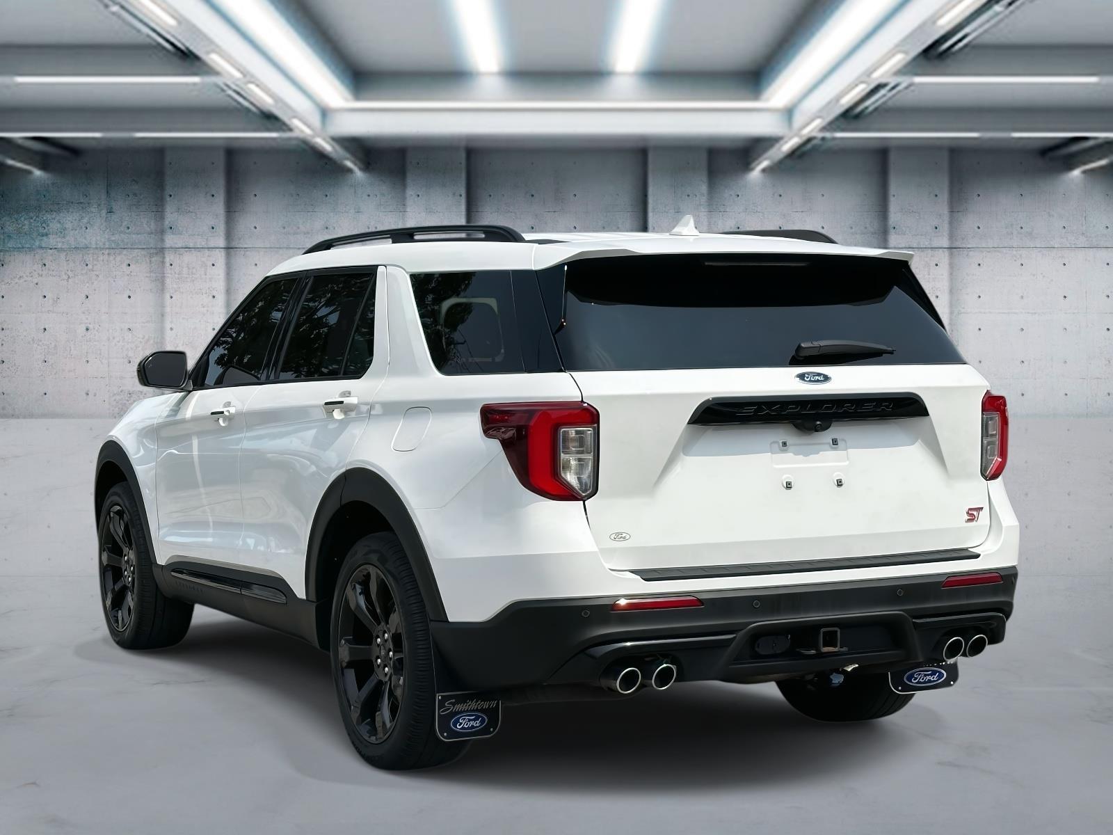 Thumbnail image of 2022 Ford Explorer at Ford of Smithtown