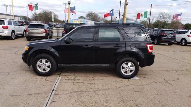 Thumbnail image of 2012 Ford Escape at Gigante Auto Group Llc