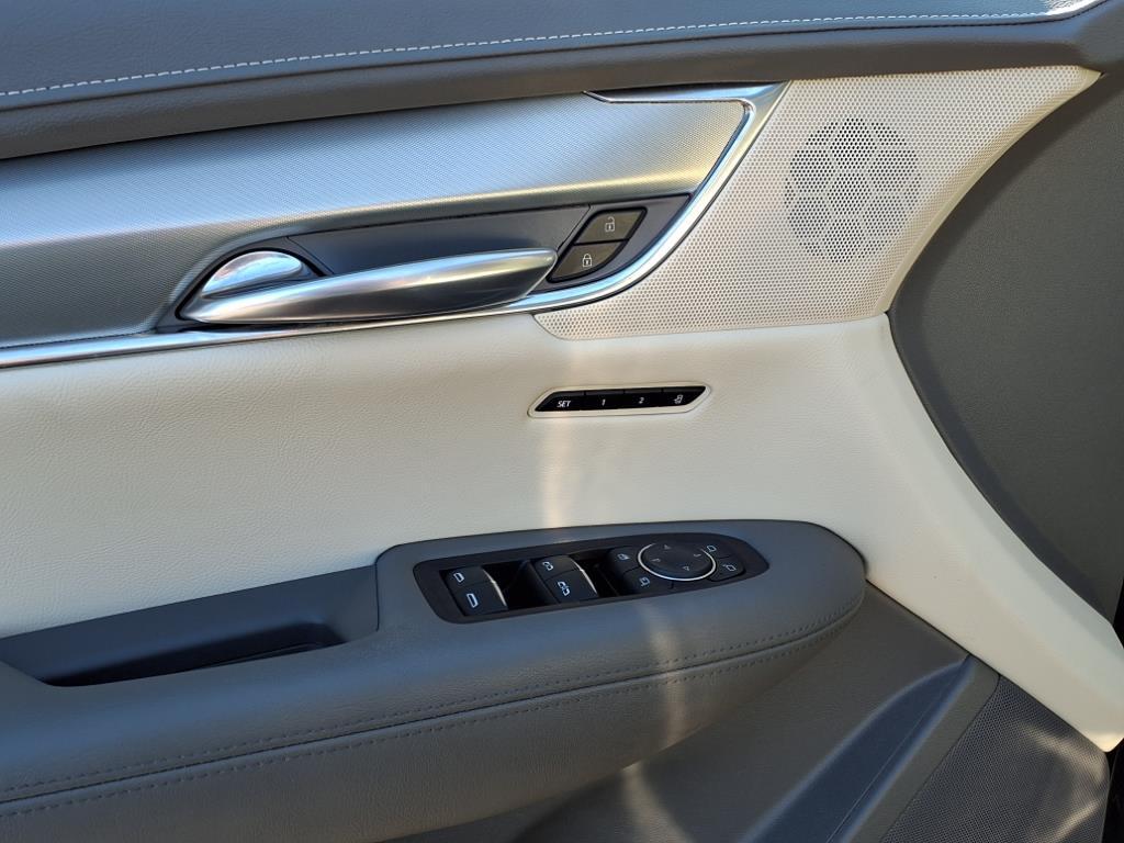 Thumbnail image of 2019 Cadillac XT5 at Irwin Mazda Lincoln