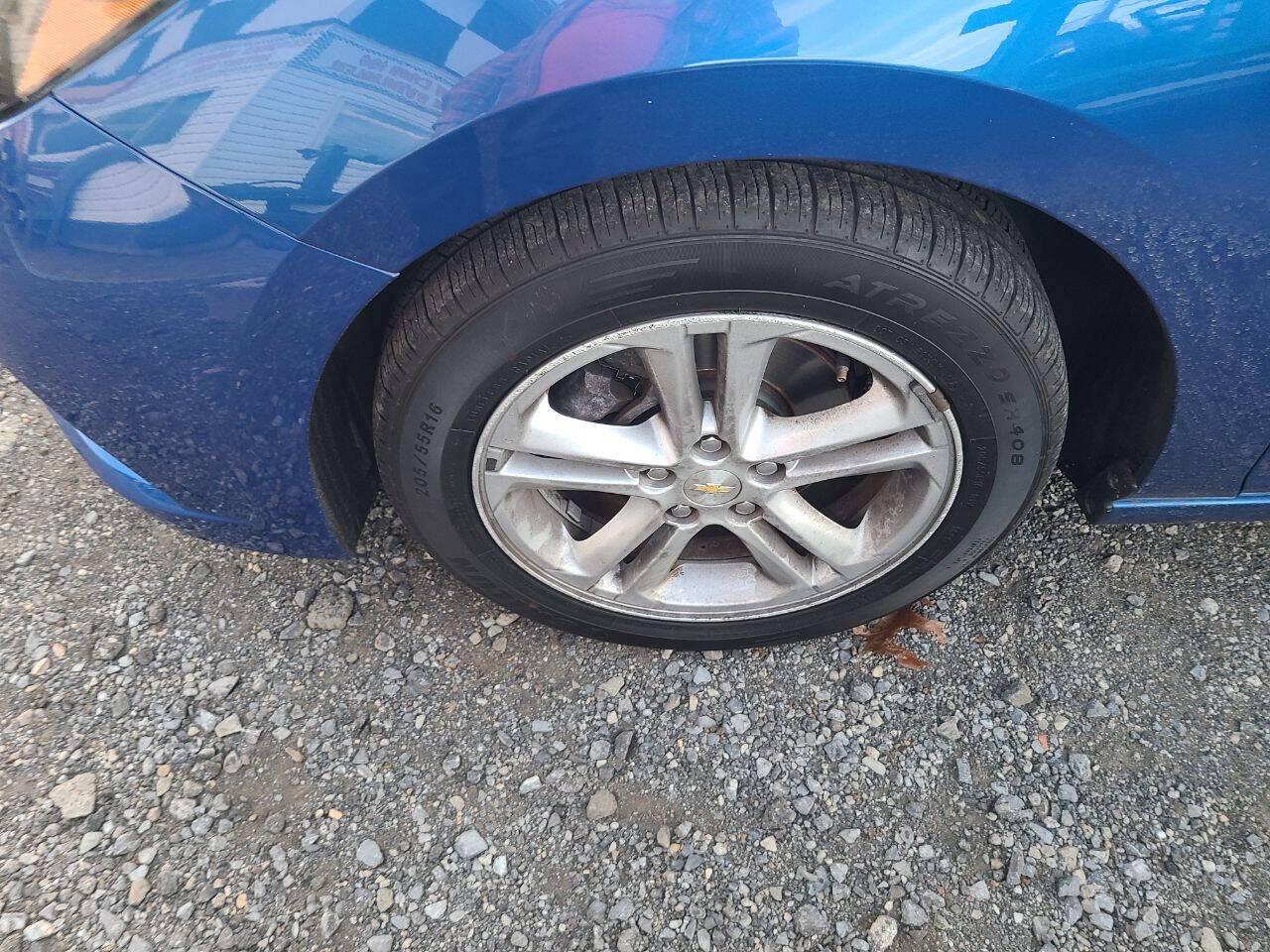 Thumbnail image of 2017 Chevrolet Cruze at Babo's Motors Inc.
