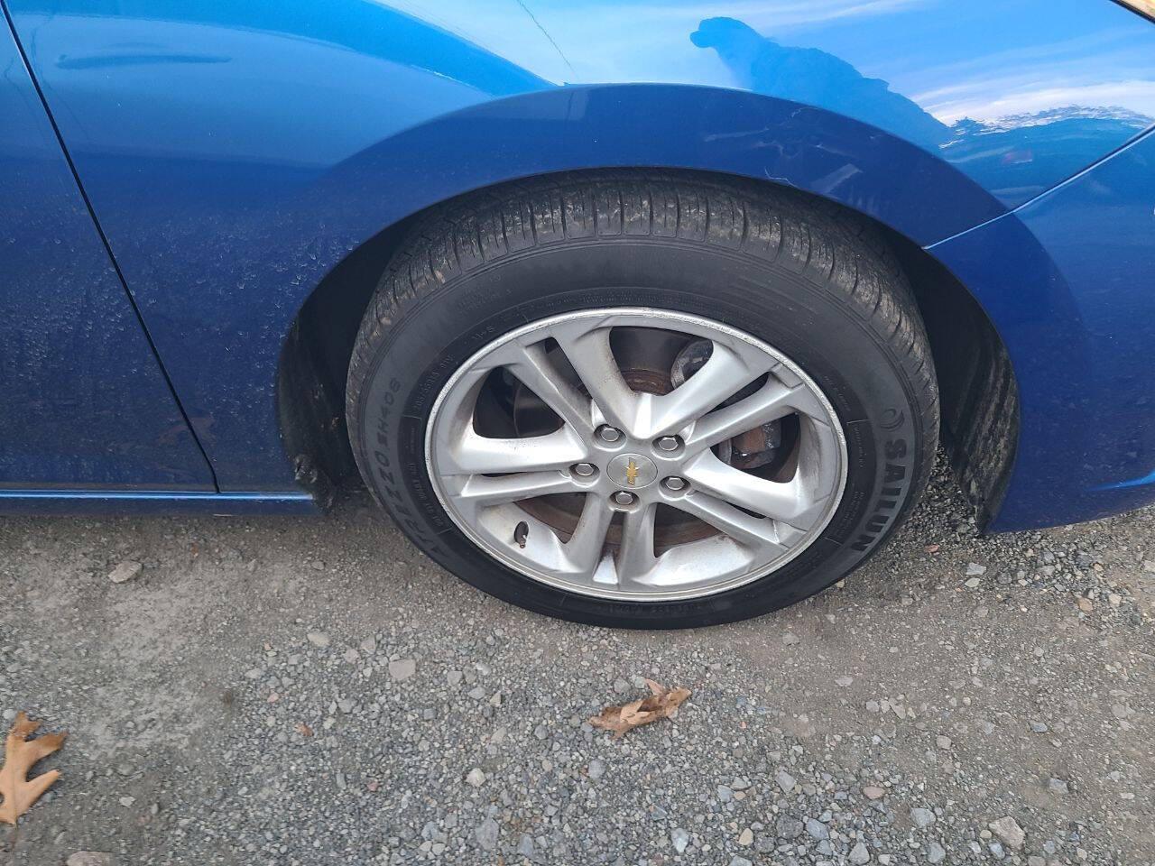 Thumbnail image of 2017 Chevrolet Cruze at Babo's Motors Inc.