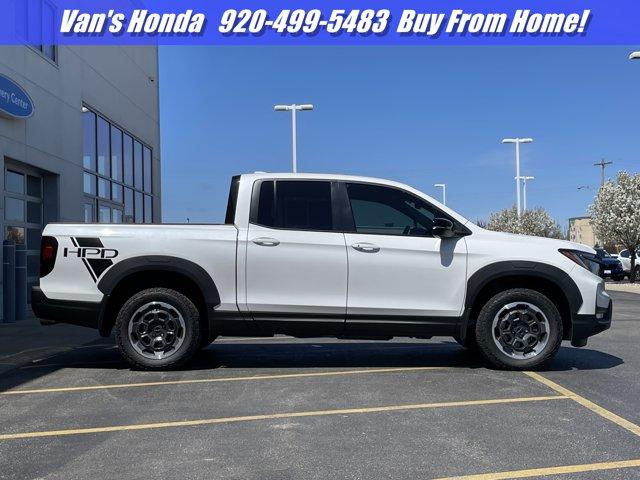Thumbnail image of 2024 Honda Ridgeline at vans Honda Used