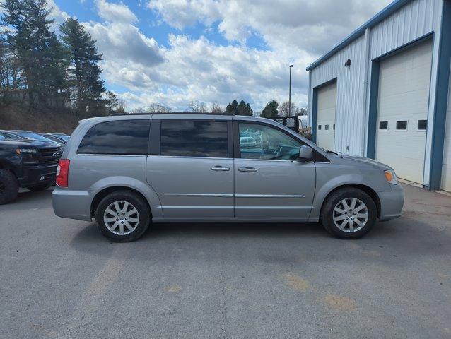 Thumbnail image of 2016 Chrysler Town and Country at Dennis J. Baglier Buick GMC USED