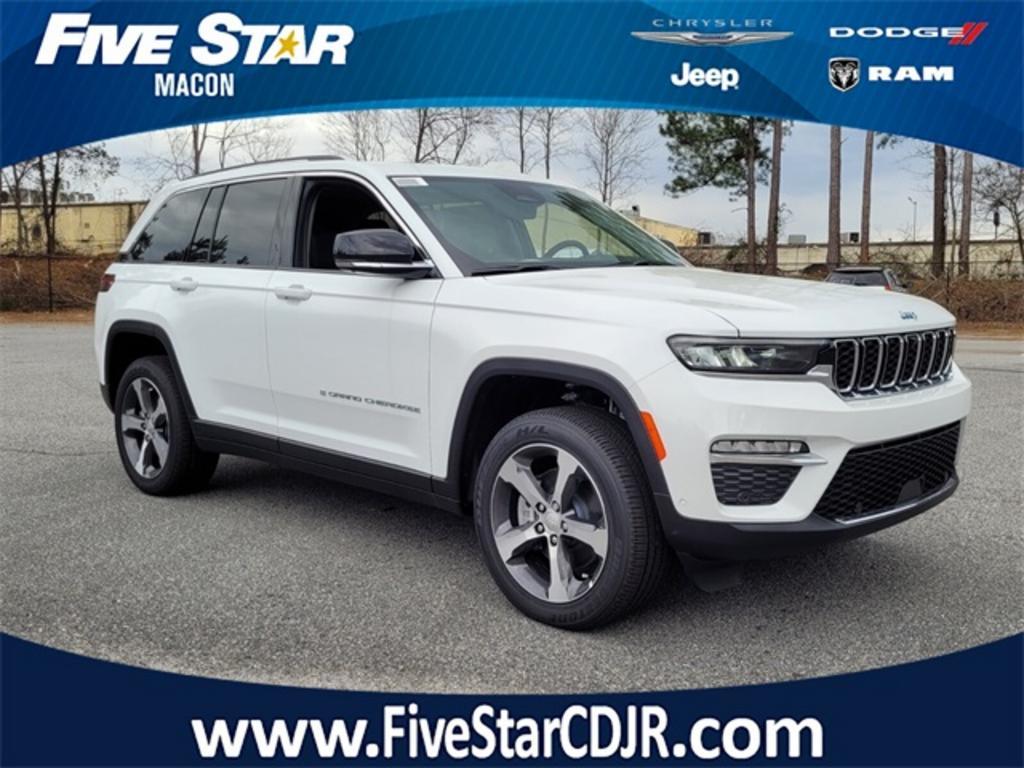 Thumbnail image of 2022 Jeep Grand Cherokee at Five Star Dodge