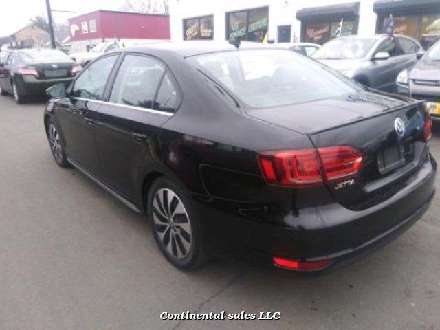 Thumbnail image of 2013 Volkswagen Jetta at Continental sales LLC