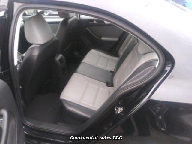 Thumbnail image of 2013 Volkswagen Jetta at Continental sales LLC