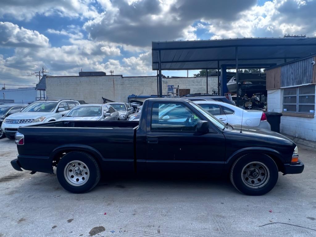 Thumbnail image of 2003 Chevrolet S-10 at Steeco Motors LLC