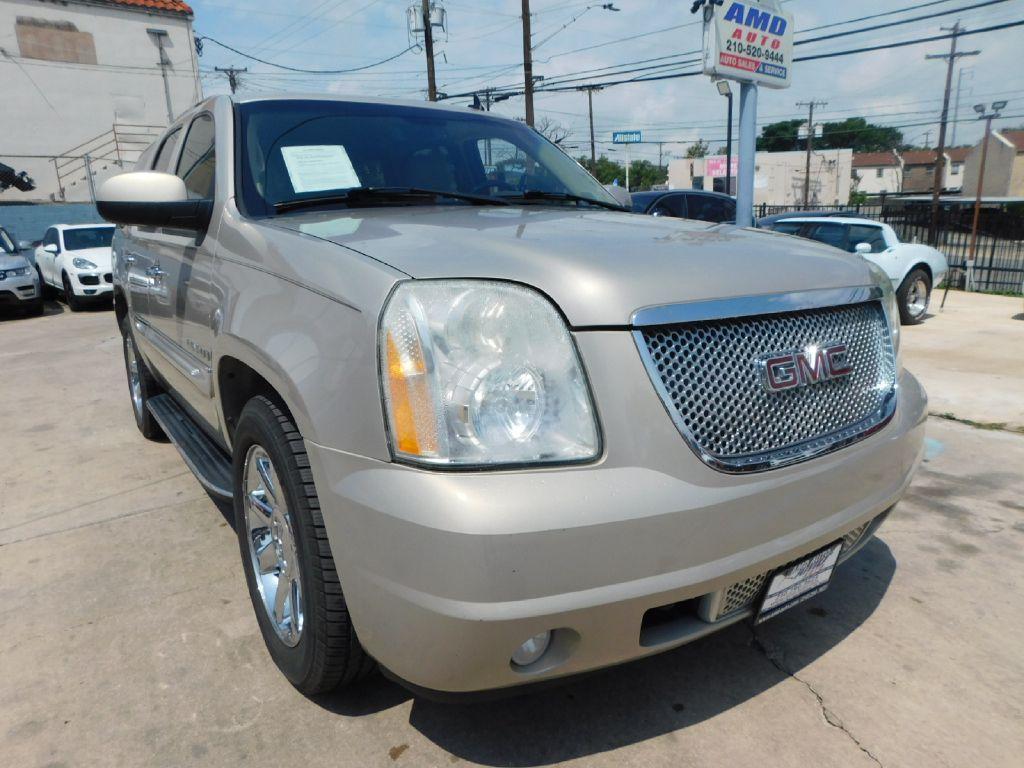 Thumbnail image of 2007 GMC Yukon at AMD AUTO
