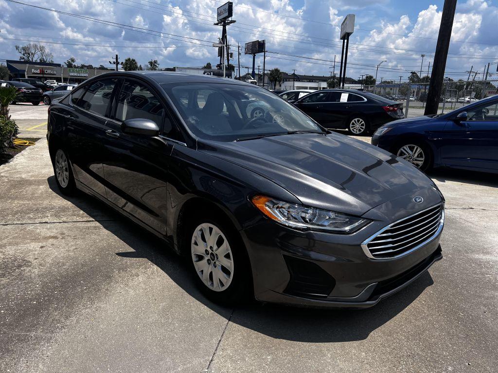 Thumbnail image of 2019 Ford Fusion at AUTO TRENDS LLC