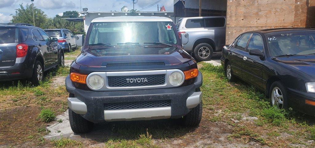 Thumbnail image of 2007 Toyota FJ Cruiser at Orlando Discount Auto Sales & Repairs