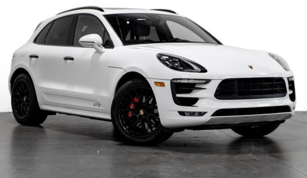 Thumbnail image of 2018 Porsche Macan at Reserve Auto Group