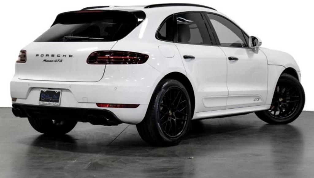 Thumbnail image of 2018 Porsche Macan at Reserve Auto Group