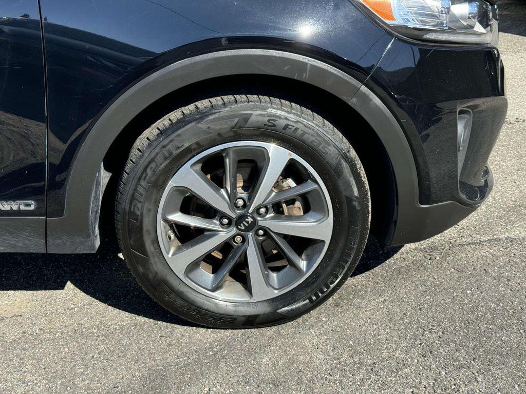 Thumbnail image of 2019 Kia Sorento at Advantage Hyundai Genesis of North Shore