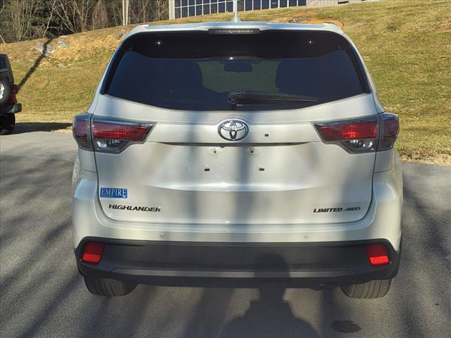 Thumbnail image of 2016 Toyota Highlander at Empire Ford