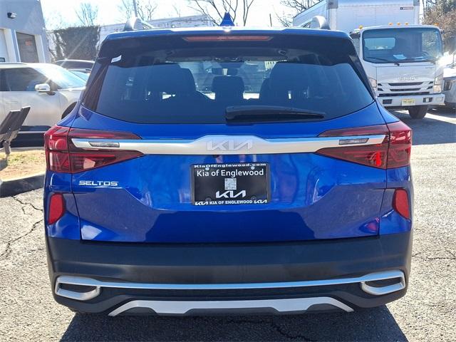 Thumbnail image of 2022 Kia Seltos at Kia of Englewood