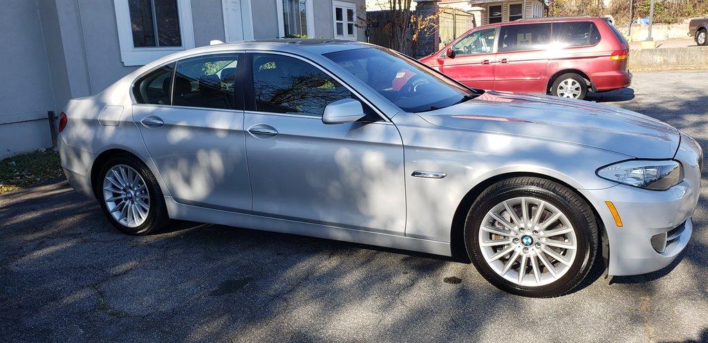 Thumbnail image of 2013 BMW 5 Series at Alliance Auto Sales & Finance LLC