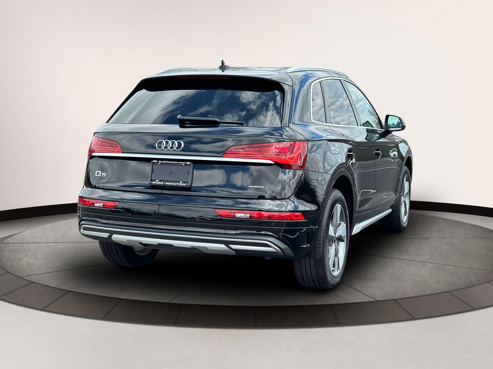 Thumbnail image of 2024 Audi Q5 at Volkswagen World of Newton