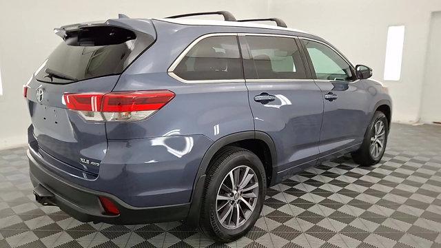 Thumbnail image of 2018 Toyota Highlander at Ardmore Toyota - Used