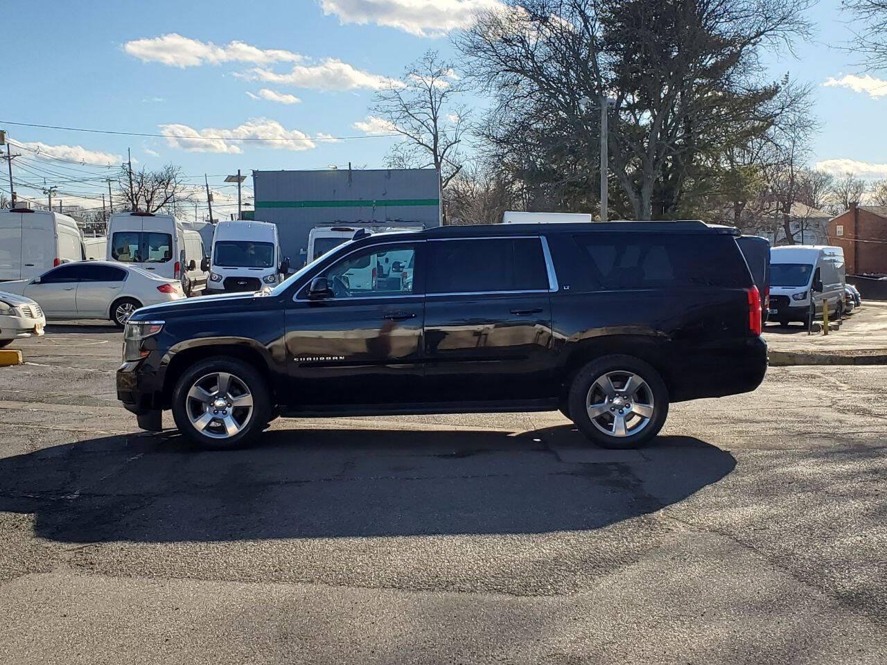 Thumbnail image of 2019 Chevrolet Suburban at Jersey Car Direct LLC