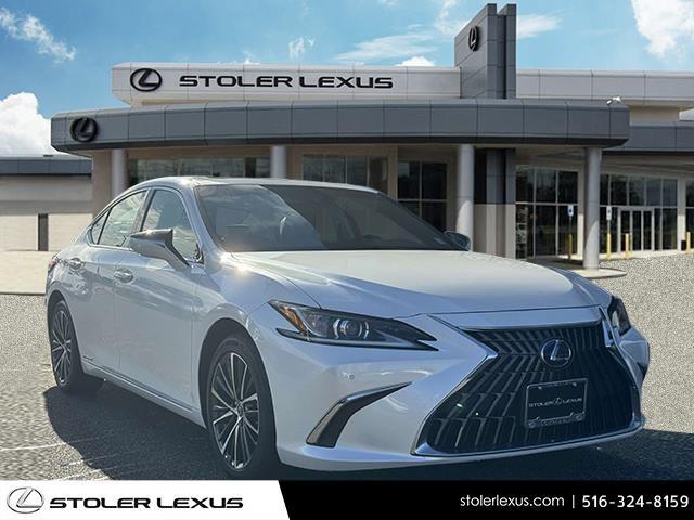 Thumbnail image of 2022 Lexus ES 300h at Stoler Lexus