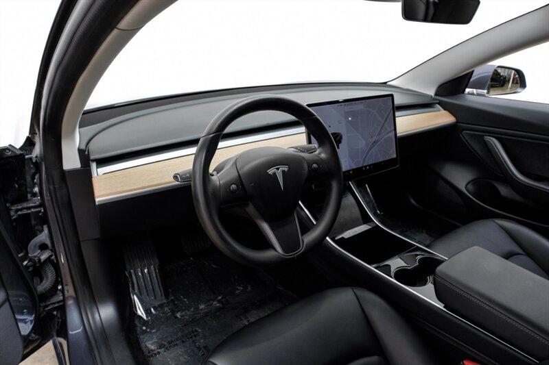 Thumbnail image of 2018 Tesla Model 3 at PALOMINO MOTORS (214) 879-0111