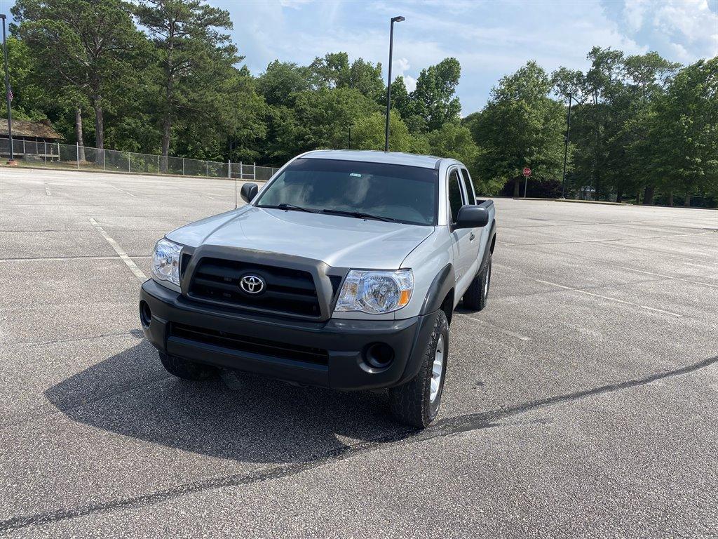 Thumbnail image of 2006 Toyota Tacoma at Cartown Auto Sales