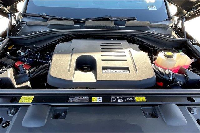 Thumbnail image of 2025 Land Rover Range Rover Sport at LandRoverOfSanAntonio (Used)