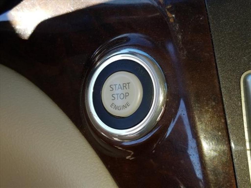 Thumbnail image of 2016 Nissan Quest at Truck Town, INC