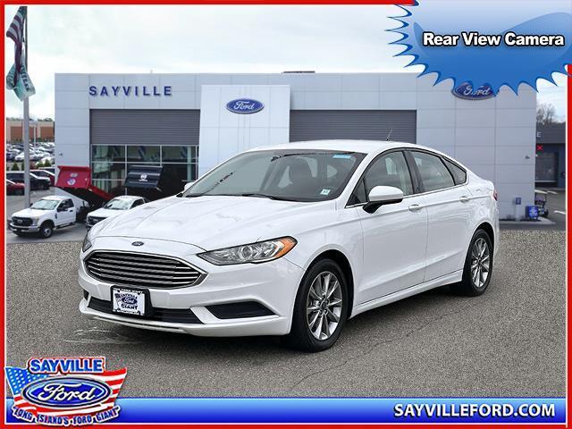 Thumbnail image of 2017 Ford Fusion at Sayville Ford