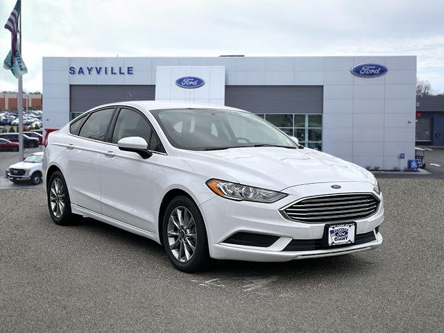 Thumbnail image of 2017 Ford Fusion at Sayville Ford