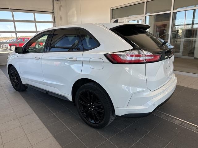 Thumbnail image of 2022 Ford Edge at Richardson Ford