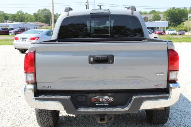Thumbnail image of 2018 Toyota Tacoma at Midwest Auto Group