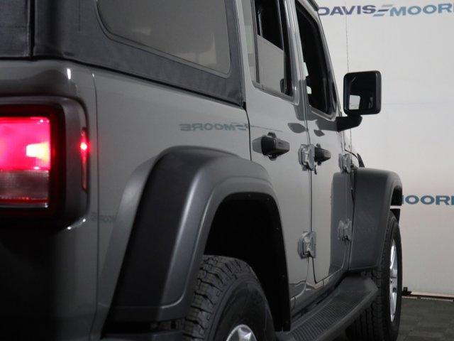 Thumbnail image of 2021 Jeep Wrangler Unlimited at DavisMooreChryslerDodgeJeepUSED of Wichita, KS