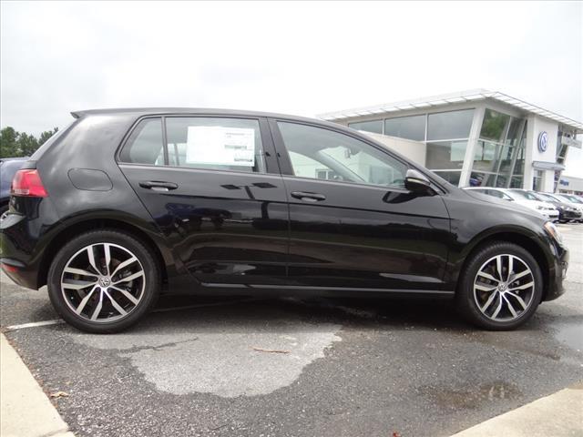 Thumbnail image of 2015 Volkswagen Golf at Autonation Volkswagen North Columbus