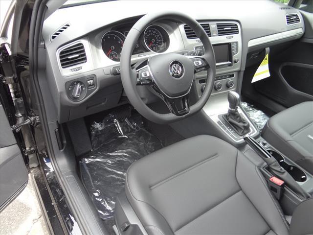 Thumbnail image of 2015 Volkswagen Golf at Autonation Volkswagen North Columbus