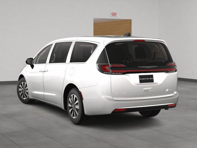 Thumbnail image of 2024 Chrysler Pacifica Plug-In Hybrid at Dodgeland of Columbia (New)