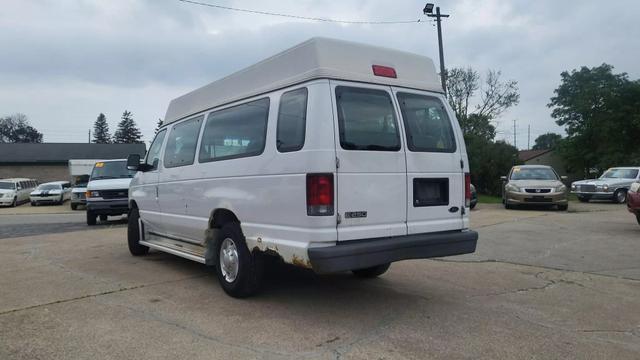 Thumbnail image of 2004 Ford E-Series at Hernandez Auto Center