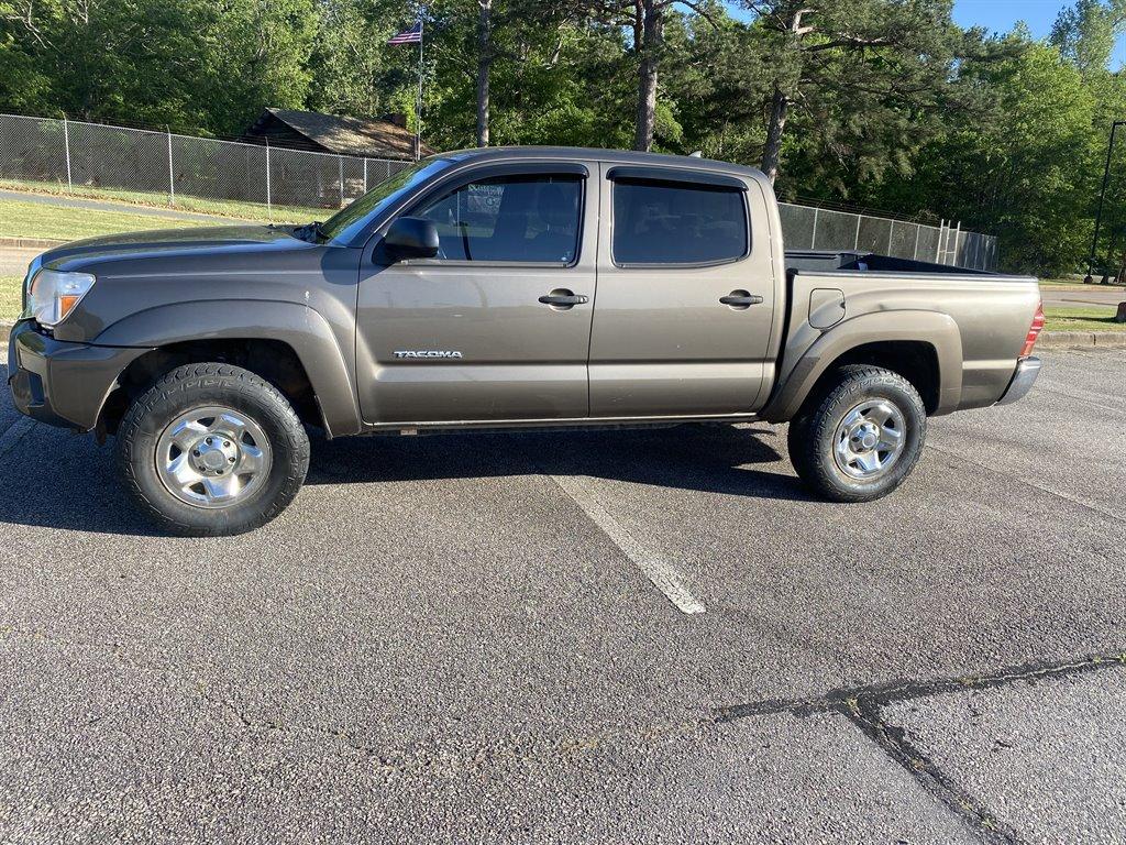 Thumbnail image of 2012 Toyota Tacoma at Cartown Auto Sales