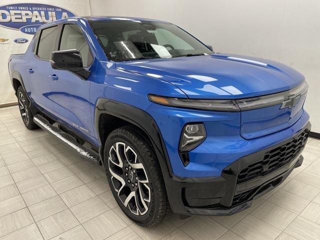Thumbnail image of 2025 Chevrolet Silverado EV at DePaula Chevrolet